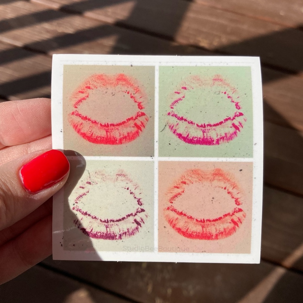 MOD, LIPSTICK Art Sticker